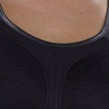Biustonosz sportowy Anita 5567_ detal.jpg