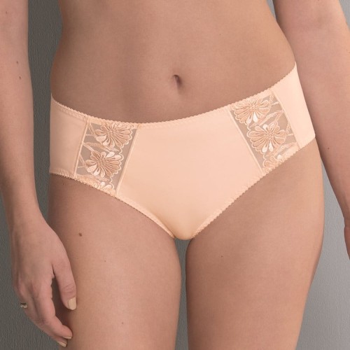 Figi Anita 1451 707 Safina modelka przód.jpg