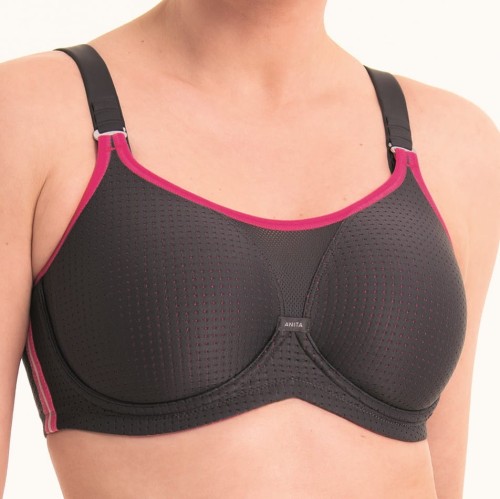 biustonosz sportowy z fiszbinami Anita 5599 481 Performance przód modelka.jpg