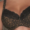 biustonosz_z_fiszbinami_anita_liz_5213_781_rosa_faia_detal.jpg